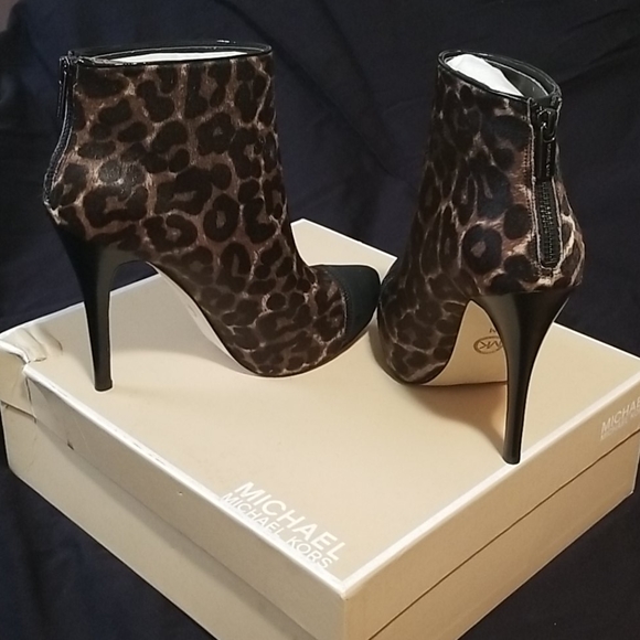Platform Leopard Booties - Picture 4 of 5